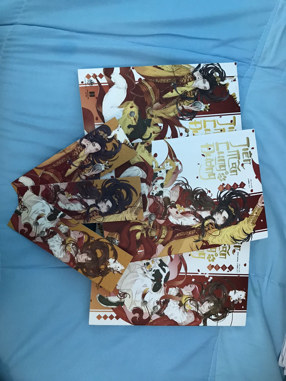 Giao hàng nhanh lắm lun! Với nội dung truyện thì hay không bàn cãi. Sách giao đến cũng không bị móp gốc. Rất vừa ý