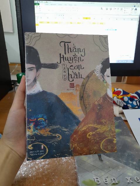 Sách đẹp giao nhanh sách còn seal nha 
Nd thì e chưa đọc nên chưa đánh giá nào đọc xong e quay lại