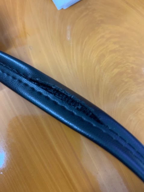 Dây đeo may hơi mớm, dùng vài hôm là bung ra.Còn lại mọi thứ ok