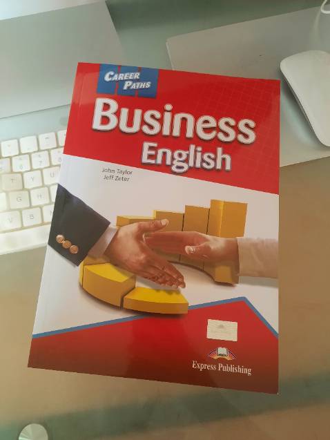 Sách đẹp, shop tư vấn nhiệt tình, giao hàng siêu nhanh. Chấm shop 5*