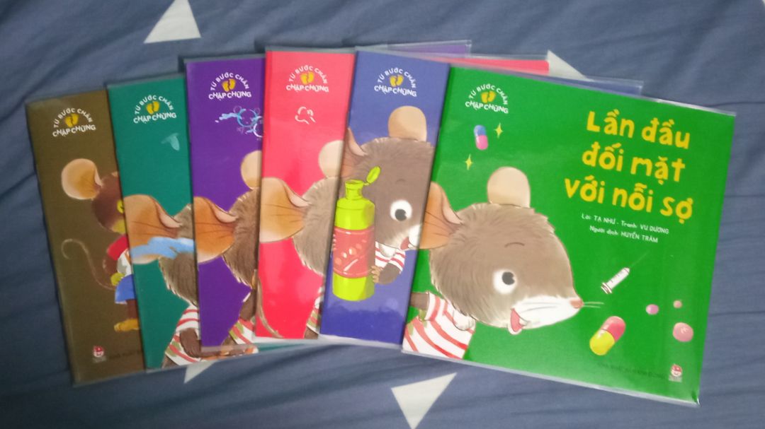 Sản phẩm giao nhanh. Bookcare đầy đủ. Tranh vẽ dễ thương, nội dung đơn giản. Bộ sách gồm 6 cuốn, dễ dàng sưu tập.