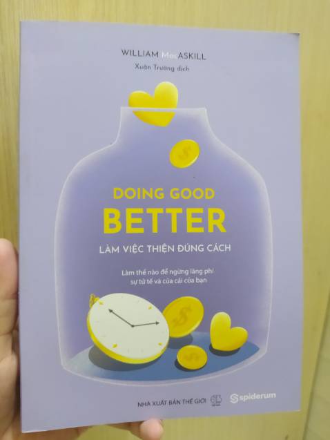 Giao nhanh, sách bị gấp 1 số trang và góc sách bị tróc.