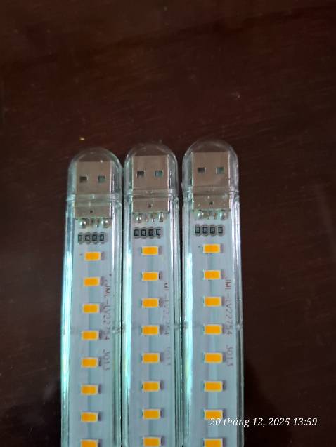 Tệ hại , mua về đèn không cháy