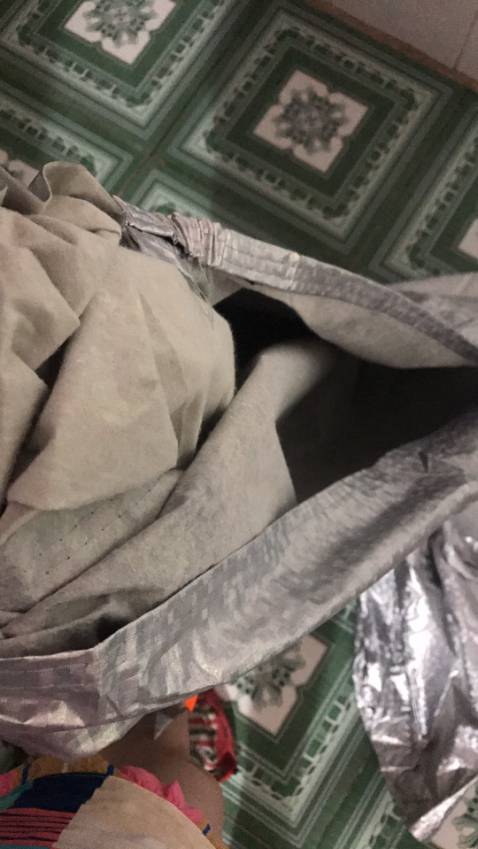 Hàng giao rraast là đúng vơi ảnh nhé . Đẹp lắm . Sẽ ủng hộ thẻm nữa
Sản phẩm đẹp như trên ảnh, đóng gói sản phẩm tốt, shop phục vụ tốt, rất đáng tiền
MÀu phản quang nên cũng không làm nóng xe, để ngoài trời ổn, hay là do mùa đông nên cũng ko vấn đề mấy nhỉ?? vấn đề trước mắt như thế là thấy ok rồi, đợi thgian xem sao nữa sẽ có phản hồi cho quý vị nha! hahaaaaaaaa