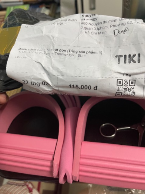 Chào shop ,mình đã mua loại kéo lò xo như hình đã đặt,nhưng lại giao loại màu hồng này là sao shop ?