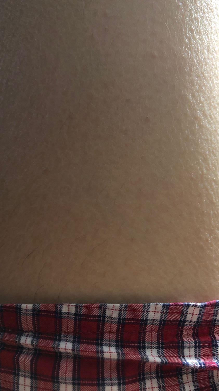 Đóng gói hút chân ko chặt nên khi mở ra mới thấy có nhiều hạt bị dập nát.