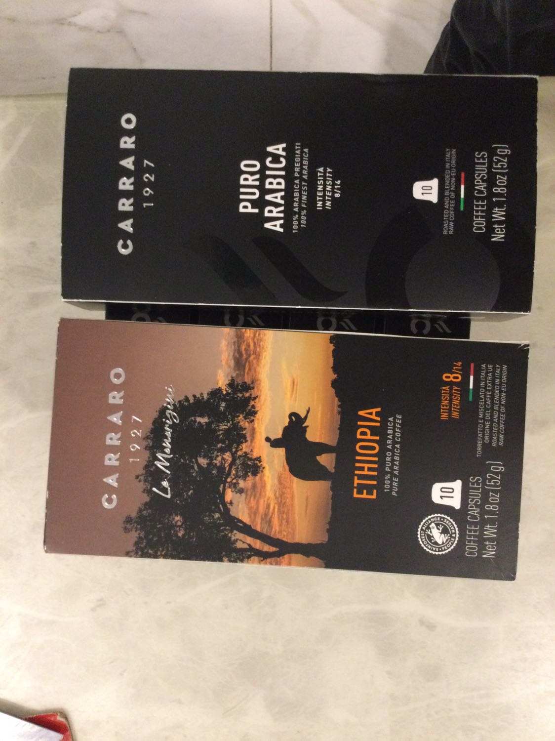 Shop giao đúng số lượng hàng, hạn sử dụng cũng còn rất xa, mua đợt sinh nhật Tiki giảm giá còn khoảng 350k. Dùng một thời gian sau sẽ đánh giá tiếp. Shop giao đúng số lượng hàng, hạn sử dụng cũng còn rất xa, mua đợt sinh nhật Tiki giảm giá còn khoảng 350k. Dùng một thời gian sau sẽ đánh giá tiếp.