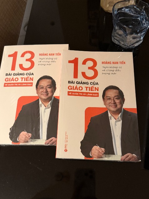 Mình đặt mua 1 mà nhận được 2 ko biết là được tặng thêm hay ship nhầm ạ. Nếu bi nhầm mình xin gửi lại.