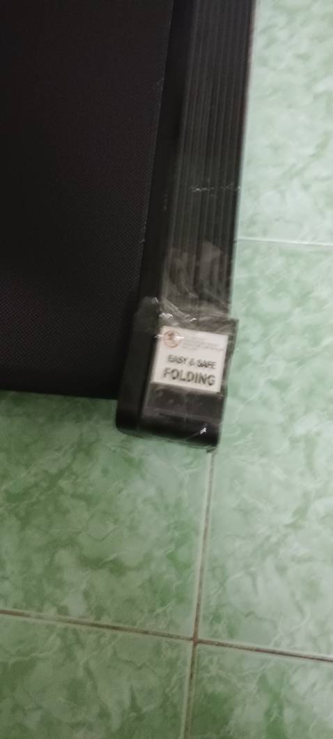 Mở hộp là máy bị rơi rớt. Mong tin đền bù hàng tốt hơn. Mở hộp là máy bị rơi rớt. Mong tin đền bù hàng tốt hơn.