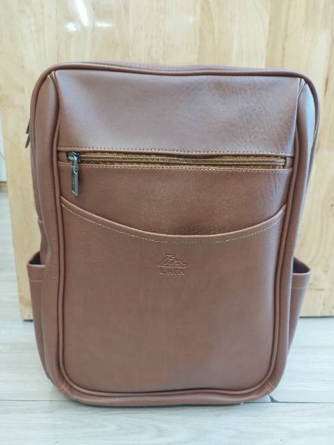 Balo đẹp lắm ạ . Rất rộng rãi thoải mái nha . Chất da rất đẹp .... Thank shop nhịu ạ ..