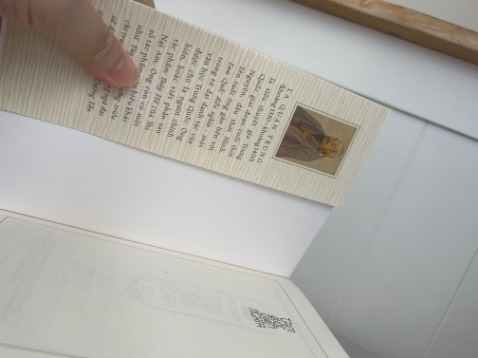 Thiết kế sách rất đẹp. Giấy rất đẹp. Sách giá trị, bản dịch của Phan Kế Bính chuẩn và hay. Sách chia thành 6 cuốn rấ dễ cầm đọc và mang theo