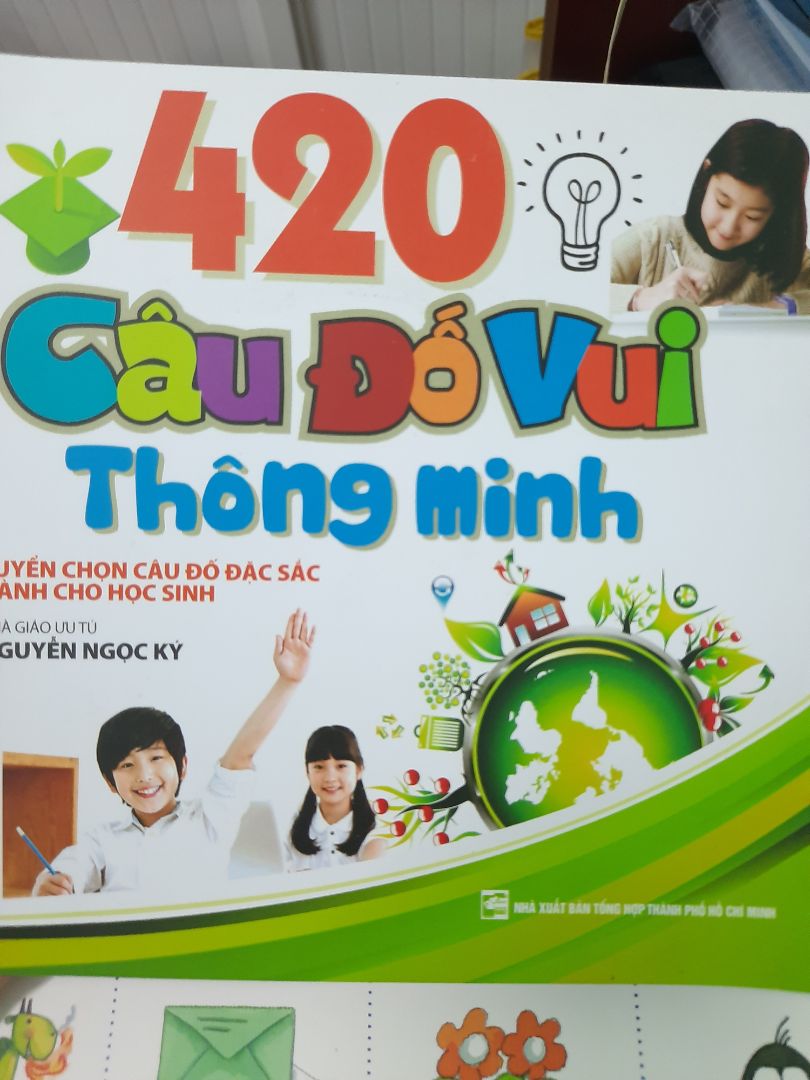 Câu đố khá vui. Nhưng các kiến thức đòi hỏi bé phải lớn mới trả lời được. Đôi khi người lớn còn không biết.