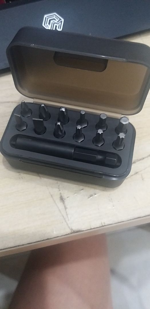 Sản phẩm đẹppin tốt. Đầy đủ phụ kiện. Còn nguyên seal nguyên hộp