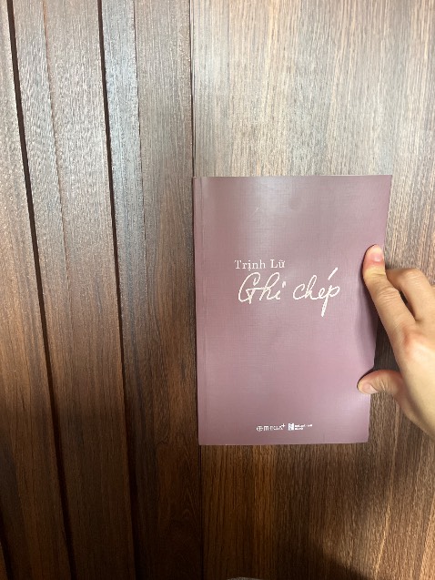 Sách đẹp, đang đọc nên chưa đánh giá được nội dung, cảm nhận ban đầu thấy hợp và gần gũi