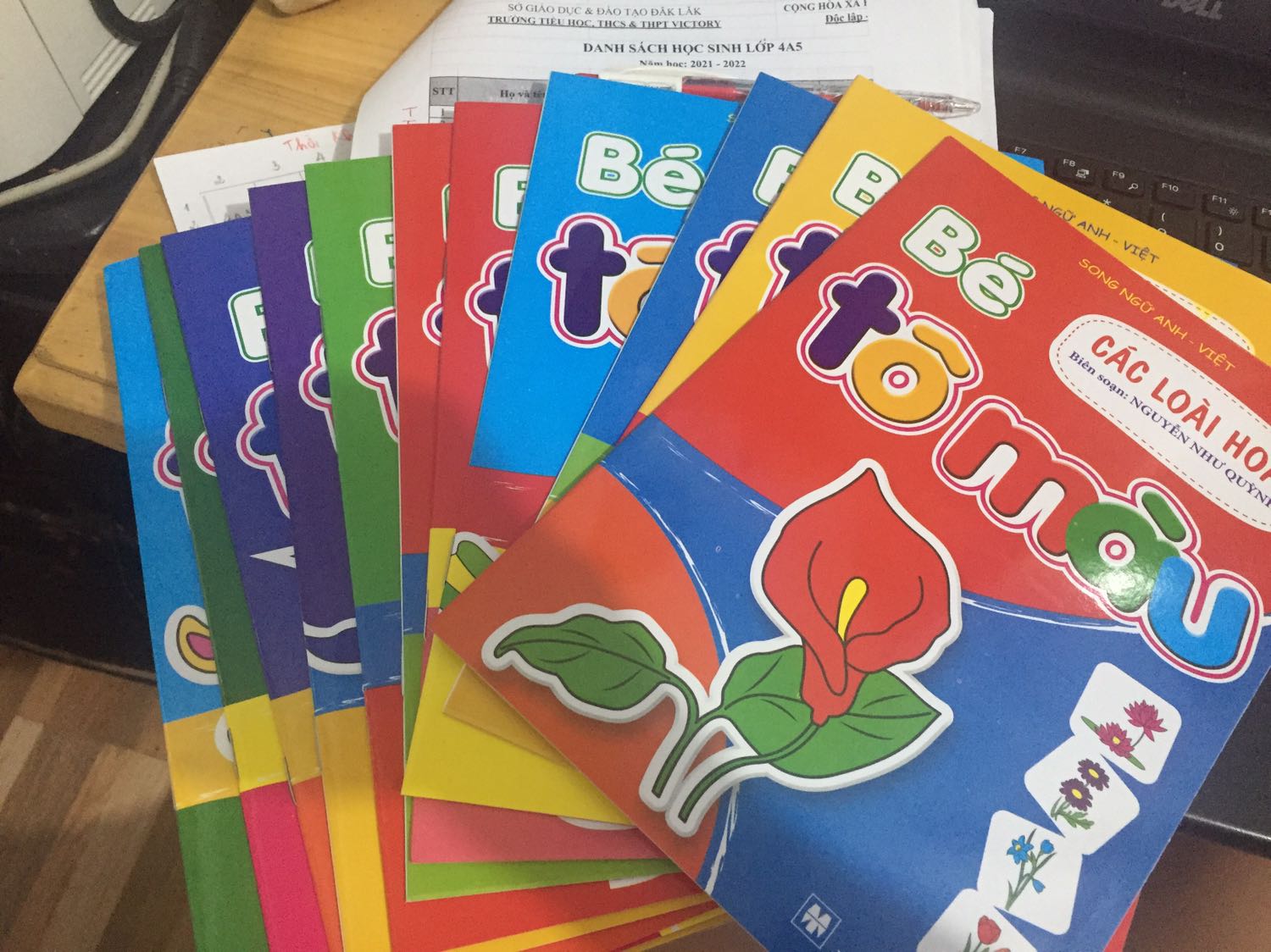 Đã nhận đc sách rồi ạ. Đủ sách, màu in đẹp. Giá rẻ. Cho shop 5 sao và sẽ ủng hộ shop dài dài