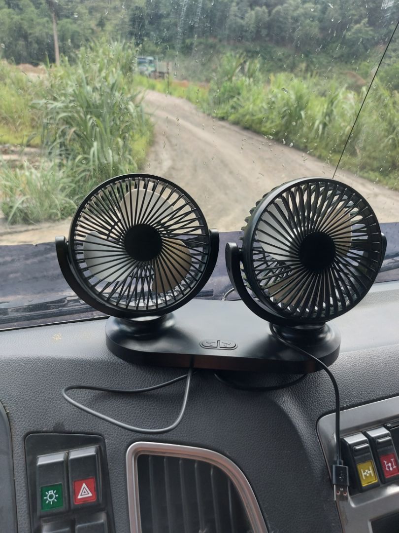 quạt chạy êm .nhưng hơi ít gió