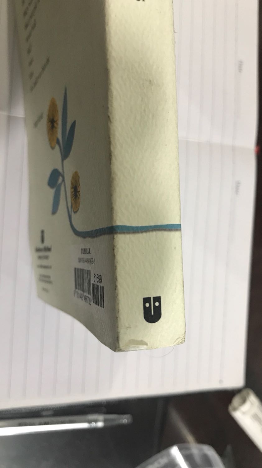 Lần này là lần thứ 3 mình mua hàng ở Tiki nhưng mình không hiểu sao lần này Tiki làm mình thất vọng thật sự khi ship cho mình một cuốn sách cũ? Không chỉ thế mà nó còn bị rách ở nhẹ ở phần gáy và cạnh của bìa? Không biết bên đội ngũ chăm sóc của TIki sẽ xử lí sao đây?