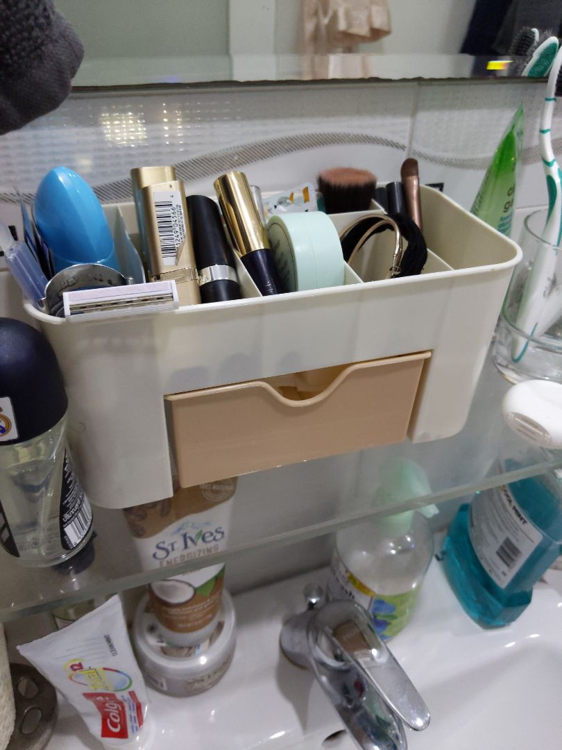 Sản phẩm ship nhanh. Đúng như hình quảng cáo nhưng hơi tiếc 1 cạnh hộp bị móp. Tuy nhiên đúng chức năng mình cần!