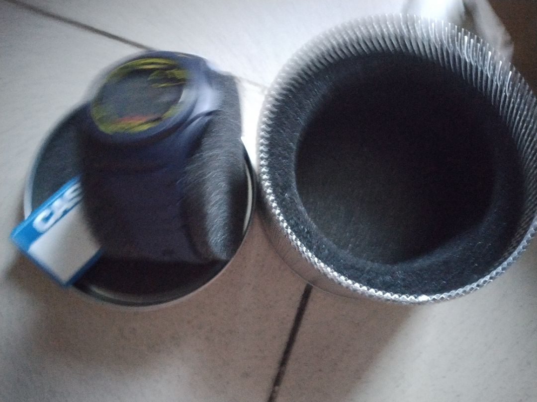 Sản phẩm tốt, đóng gói quá cẩn thận! Mới khui hộp tưởng giao nhầm hàng 🤩 vì mình đã từng mua trước đây mà không có hộp đẹp như vậy.