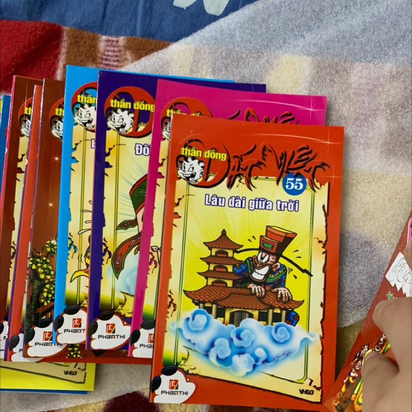 Chủ yếu mua để sưu tầm cho đủ bộ để hoài niệm tuổi thơ cũng là bộ truyện tranh Việt hot hit tuổi thơ