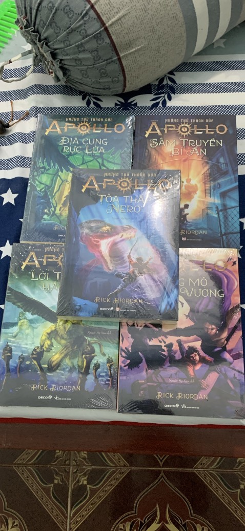 sách siêu hay, apollo siêu hài hước