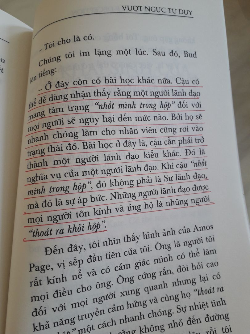 1 cuộc thật sự xứng đáng đề cho chúng ta biết được rằng tại sao mình rất dễ mở lòng với người này nhưng khó mở lòng với người khác chủ yếu từ gia đình và nguyên của nó nhưng cái kết hơi cục mịt chưa thỏa mãn cho lắm do mình cảm thấy giải quyết VĐ mà tác giả đưa ra chưa triệt để hoặc chưa đủ hiểu hết ??