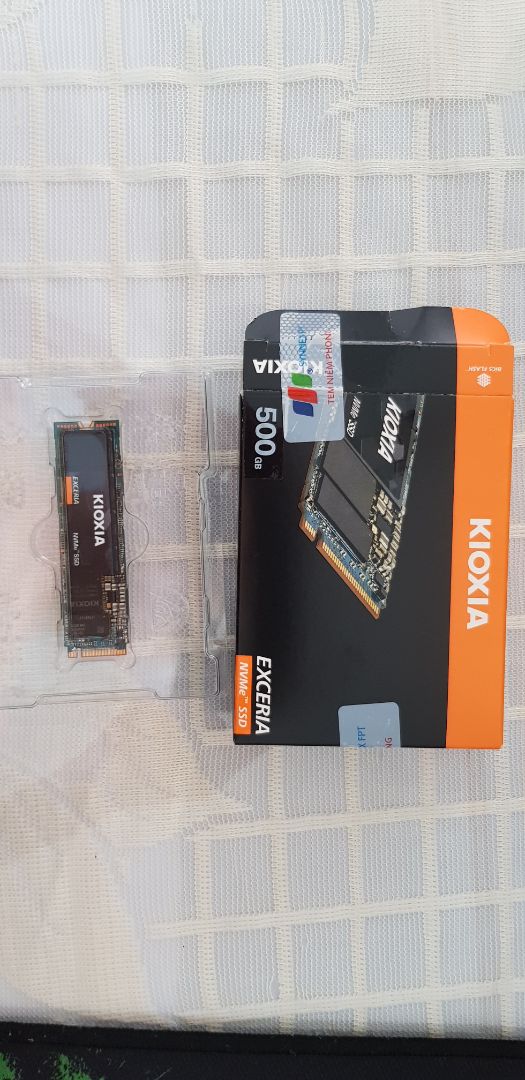 Hàng mới toanh, full box . Chạy tốt .Giao hàng đúng hẹn. Vote 5* . Sẽ tiếp tục ủng hộ shop. Hàng mới toanh, full box . Chạy tốt .Giao hàng đúng hẹn. Vote 5* . Sẽ tiếp tục ủng hộ shop.