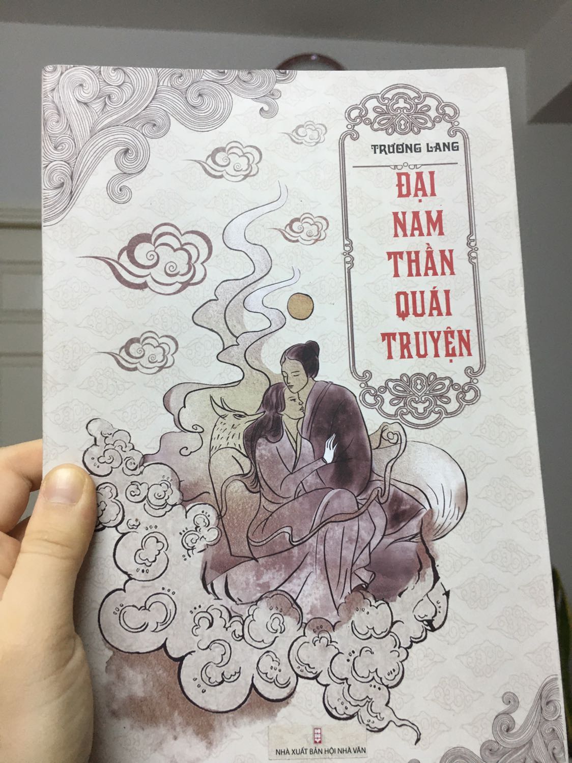 Những câu chuyện kỳ bí của nước Nam, rất đáng đọc, sách đẹp.