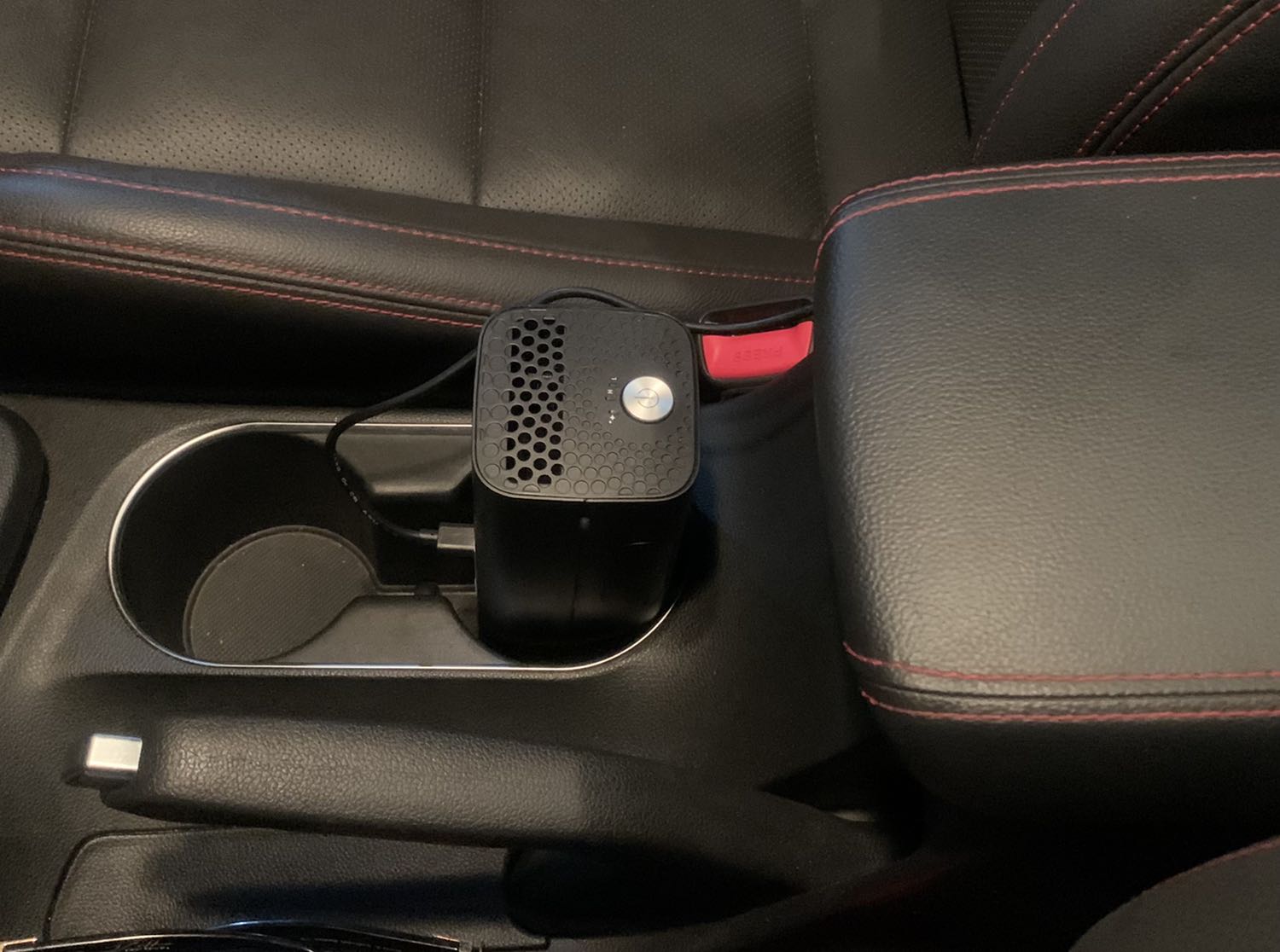 Giao cực nhanh!
Sp thiết kế đẹp, nhỏ gọn, trả lời phản hồi nhanh
Tuyệt vời!!!