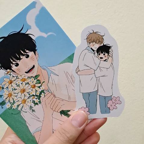 Trộm vía sát Tết mà giao siêu tốc như này là ghê đấyyy
Truyện được bọc cẩn thận, k hề bị bẩn hay rách luôn ý. Bookmark với postcard xinh xỉuuuuuuuuu. Hai em bé dễ thương dã man 🫶🫶🫶
Thật sự chưa bao giờ thất vọng về chất lượng sách truyện ở Tiki luôn ý 🫶❤️