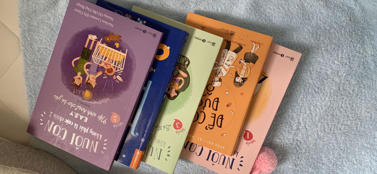 Ừm bản thân mình thấy hay, chỉ ra nhiều điểm khiến bạn an tâm chăm sóc con hơn. Nhưng ko phải bé nào cũng áp dụng được