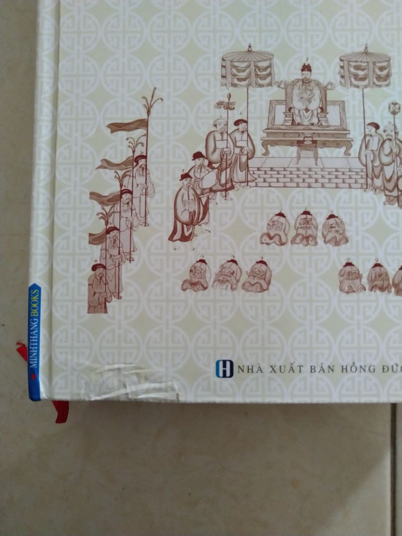 tiki giao hàng thì vẫn tốt,.khâu đóng gói chưa tốt.đã mua nhiều ở tiki nên vấn đề như trong ảnh có thể thông cảm.mong là sẽ cải thiện tốt hơn