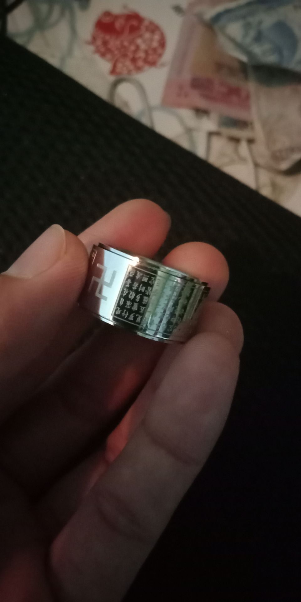 Mình rất hài lòng với về sản phẩm. Đánh giá 5 ? 
Size 8 cỡ 18mm.
sản phẩm đẹp, sáng, không trầy xước
Các bạn nên mua, gia 99k cho san phẩm sale , quá chất lượng.????