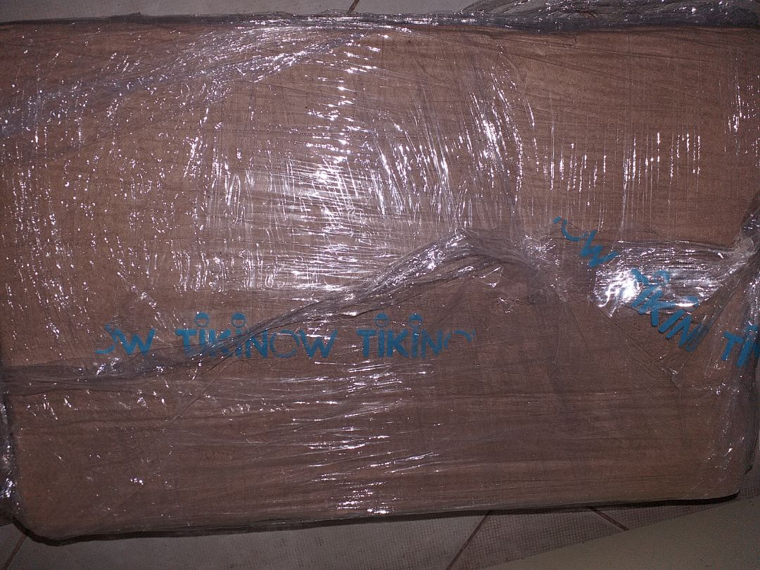 Lần đầu tiên mình mua hàng ở Tikitrading mà thấy yên tâm cực kì luôn mọi người ạ. Tiki đóng hàng chắc chắn, cẩn thận, ship nhanh chóng nữa chứ. Mình mua sữa cho em mình uống thấy khen là rất ngon, quan trọng là đến 3/2022 mới hết hạn. Mọi người nếu muốn mua sữa cho người thân thì đừng bỏ qua sản phẩm này nha.