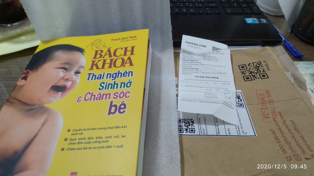 Nội dung mà sách cung cấp cực hữu ích, mọi người có thể nhín chút thời gian đọc tham khảo. Sách đẹp, riêng sách là 5*. Nhưng cách Tiki đóng gói sách thấy không hài lòng lắm. Tiết kiệm không đáng có, hai cuốn sách có độ dày hơn hộp carton dùng đóng hai quyển sách. Làm cuốn sách vốn đẹp mà lại không đẹp, bị trầy trụa và cong queo vài cạnh sách. Đội ngũ đóng gói sách nên học cách đóng gói sách của Fahasa.