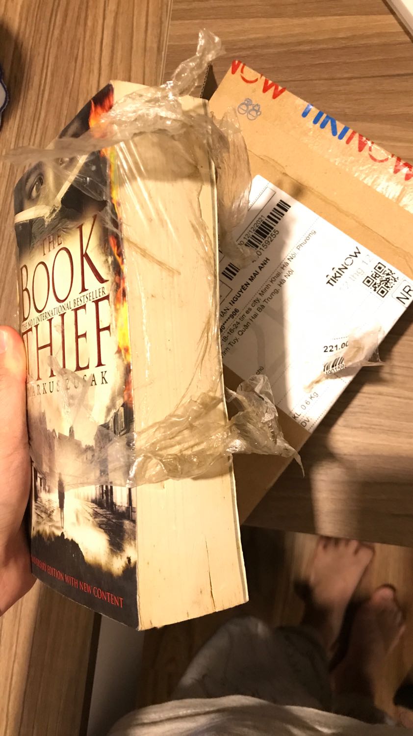 Sách cũ! Quá tệ! Mình yêu cầu trả lại sản phẩm! Thật không tin được