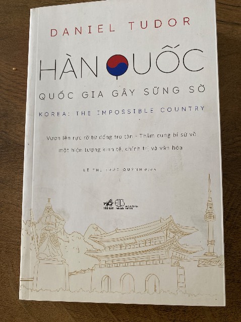 Sách đẹp, tiki giao siêu nhanh!!! Ai tò mò về văn hoá, lịch sử và xã hội của HQ thì nên mua nhé