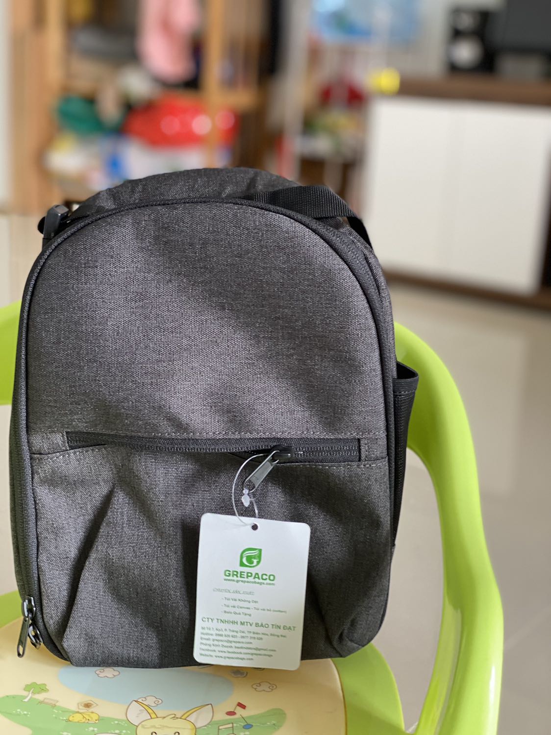 Nhìn sang lắm nhu cái ba lo, bỏ dc cơm có thể đem thêm trai cây ăn trưa cũng rất là ưng ý