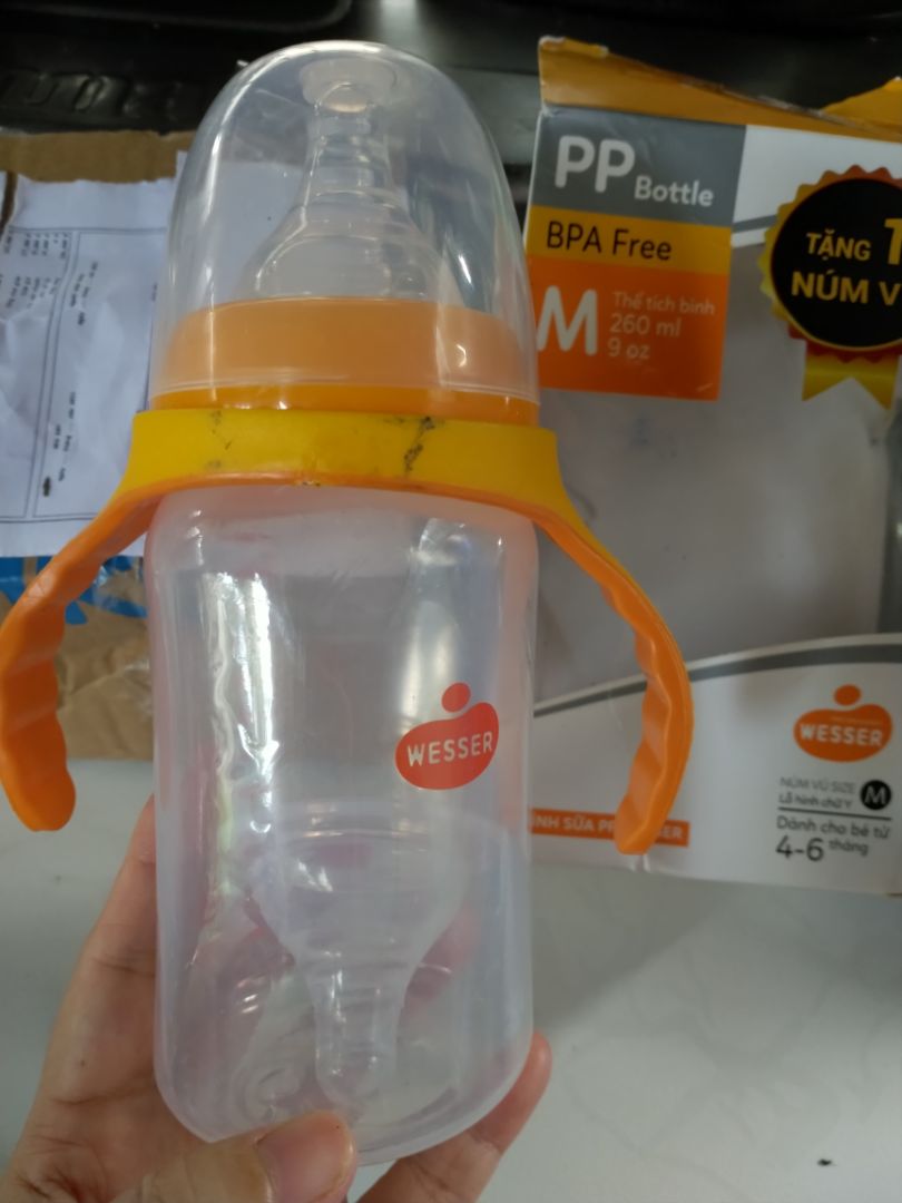 -Giao mẫu cũ, mà đăng mẫu mới, đã vậy bình sữa như đồ se cần hand
-trả hàng rồi mà ko đc trả lại tiền.
-tiki vì trăm mấy chục ngàn mà bảo vệ người bán, bỏ mặc người mua, toàn hứa mà ko trả tiền.
-số tiền ko là bao, coi như mua hoa ngày rằm, nhưng tức vì bị *** nên quyết tâm đòi, dù tiền điện thoại đã hơn tiền hàng.