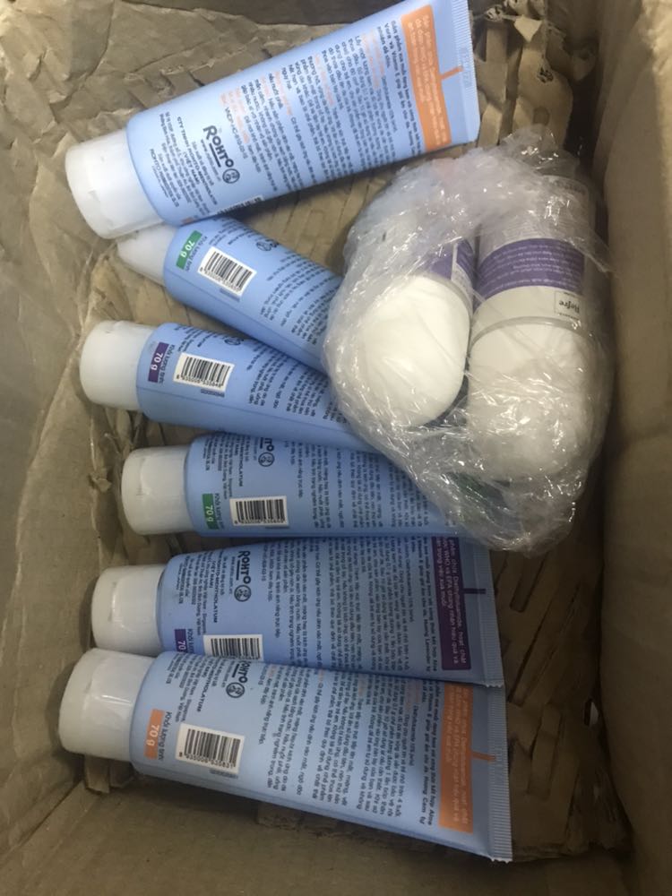 Hài lòng lắm, thơm, dễ sử dụng, giá sale nên mua được rẻ. Thích quá! Biết thế mua nhiều để dùng cả mùa