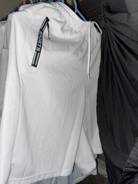 Thoải mái, hơi bự so với tưởng tượng, nhưng giá ổn với chất liệu