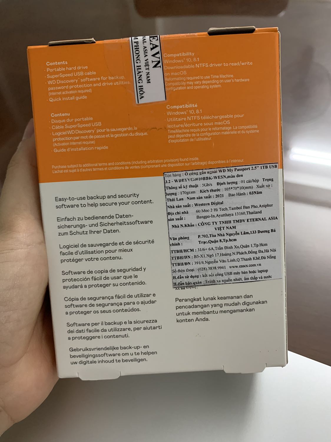Mọi thứ đều tốt. Trừ cái nắp vỏ hộp có đường lằn như đã bị mở ra, và tem bảo hành dán trên ổ cứng có 3 lỗ như kim châm (vì người bán không mô tả gì về vấn đề này nên mình mặc định đây là vấn đề của bên bán). Rate 3 sao.