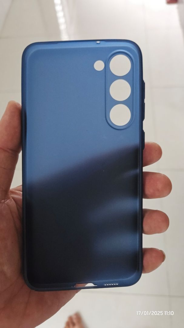 Hình ảnh quảng cáo 1 đừơng giao ốp loại rẻ tiền k đúng quảng cáo. Khuyên mọi người đừng mua shop này