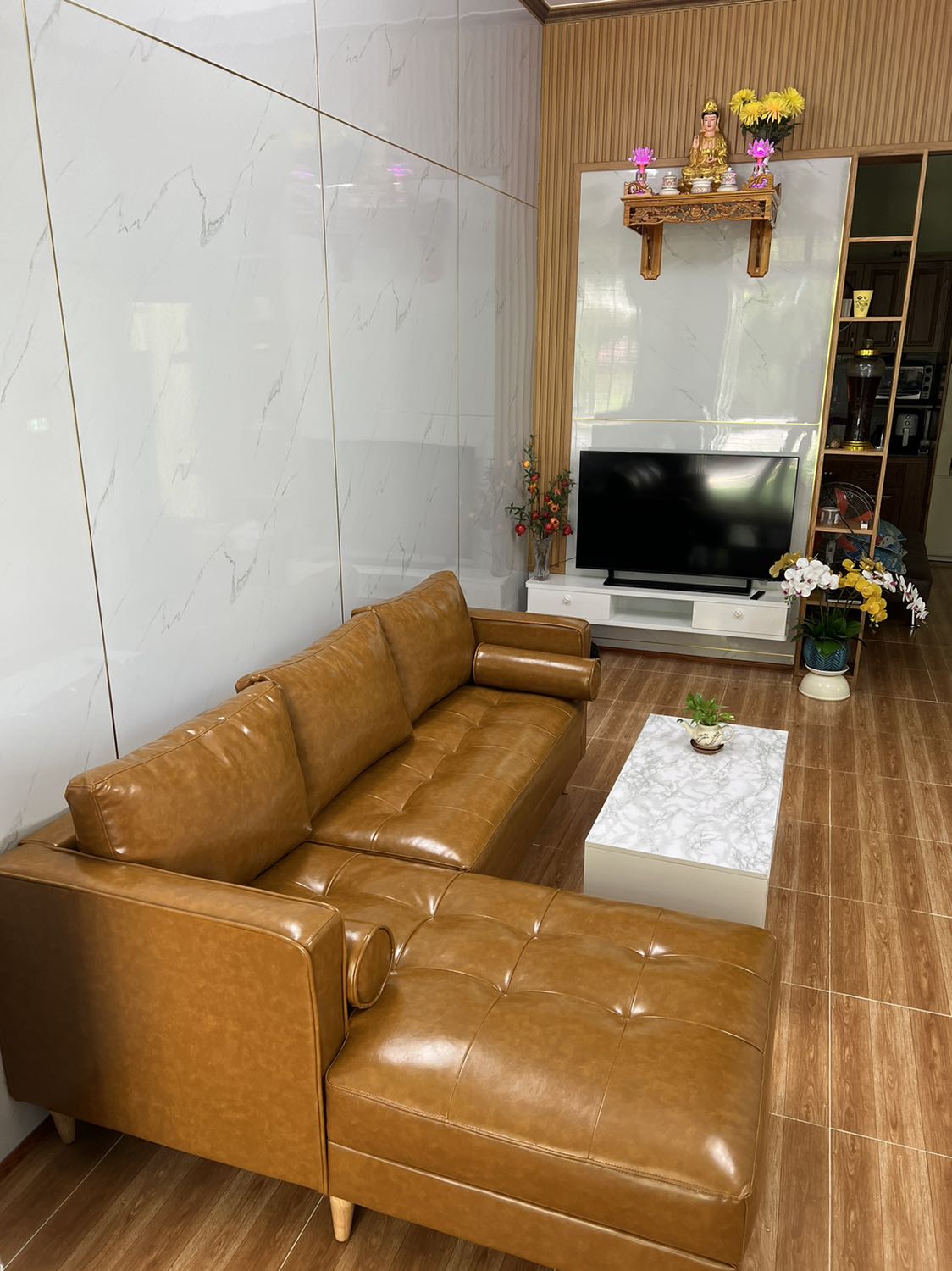 Hàng đẹp. Xưởng may rất chắc chắn. Nhân viên tư vấn nhiệt tình.