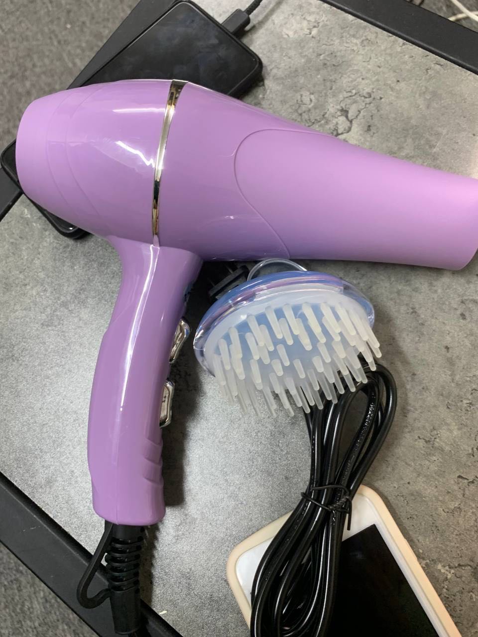 Màu tím xinh xỉu 😛 
Shop tư vấn nhiệt tình máy sấy nhanh mới dùng thấy rất ưng ý 
Sẽ ủng hộ thêm ạ