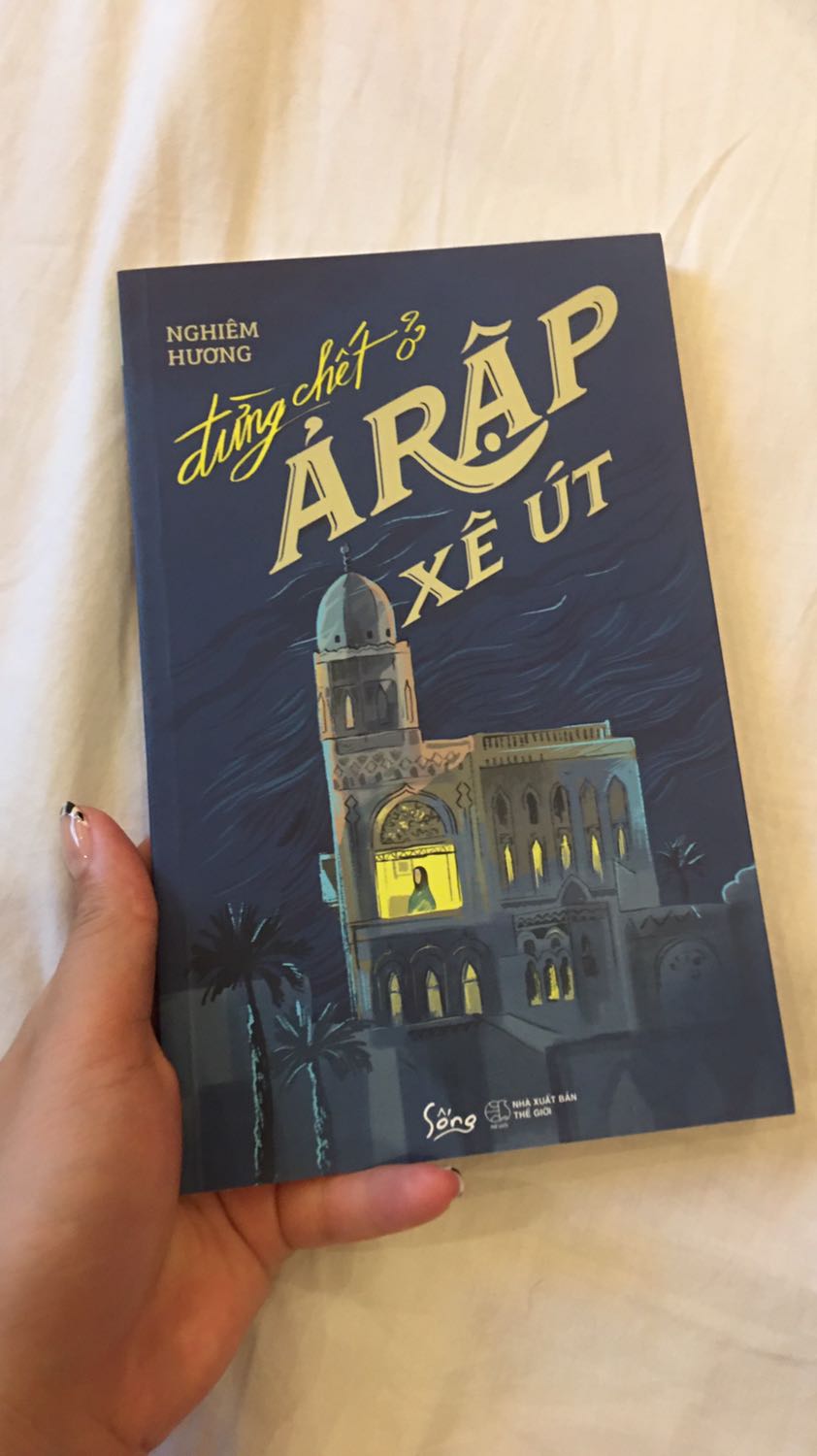 Hồi hộp , sợ hãi là những gì mình cảm thấy sau khi đoc xong cuốn sách này. Mạch chuyện nhanh, dồn dập. Khai thác những góc tối trong việc xuất khẩu lao động chui, về cuộc sống khổ cực nơi xứ người. Và về 1 khía cạnh khác ở đất nước theo đạo Hồi. Sự tàn bạo và nhẫn tâm đối xử với con người không khác gì nô lệ. Đáng để đọc, trải nghiệm và nghiền ngẫm.