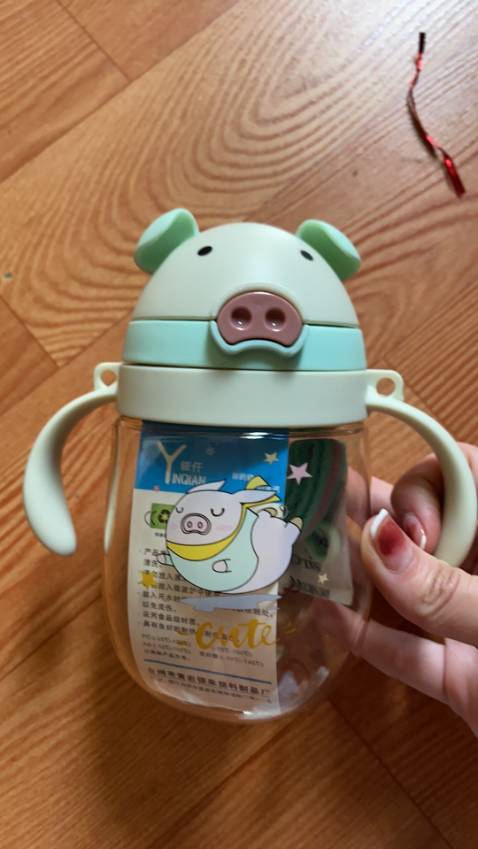 Chất nhựa đẹp
Dùng cho trẻ tập uống nước 
Giao hàng nhanh và đóng gói cẩn thận