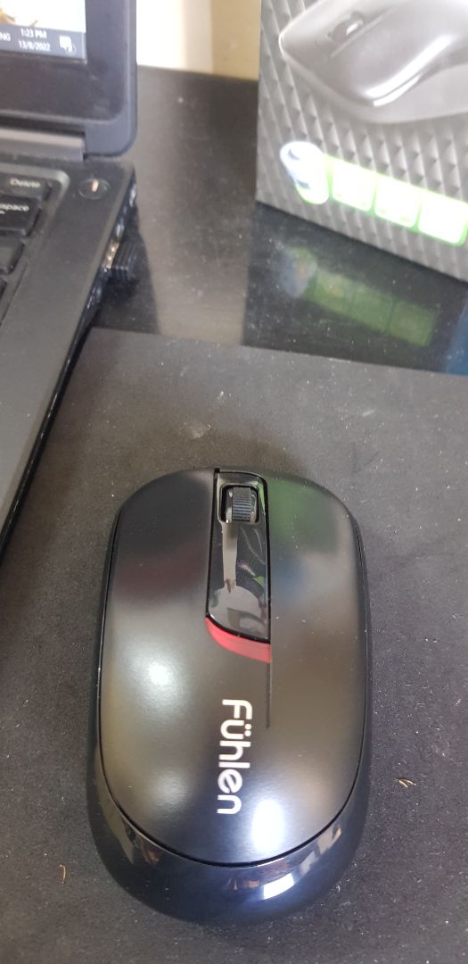 ok. có tặng pin AA. chất lượng dùng được