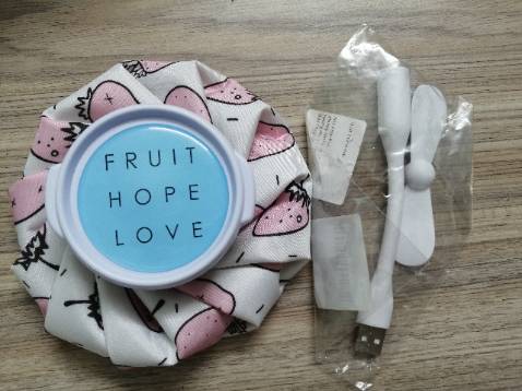 Chất lượng sản phẩm tốt, đổ nước vào ko bị chảy ra, giữ nóng dc tầm 10-15p