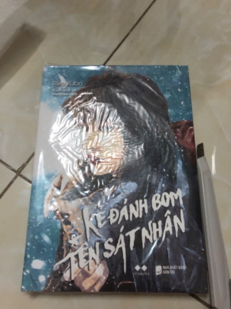 cuốn này mới đây nhưng cũng đc bọc seal kỹ càng ưng quá đi thôi chịu like